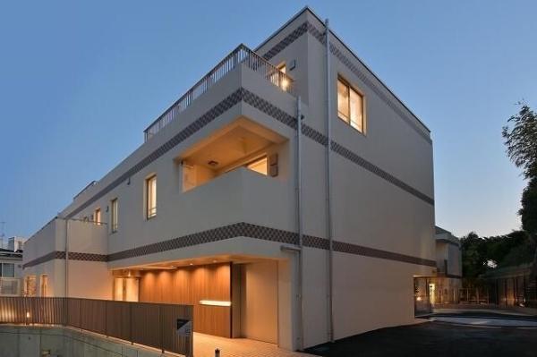 横浜市神奈川区松ケ丘のマンション