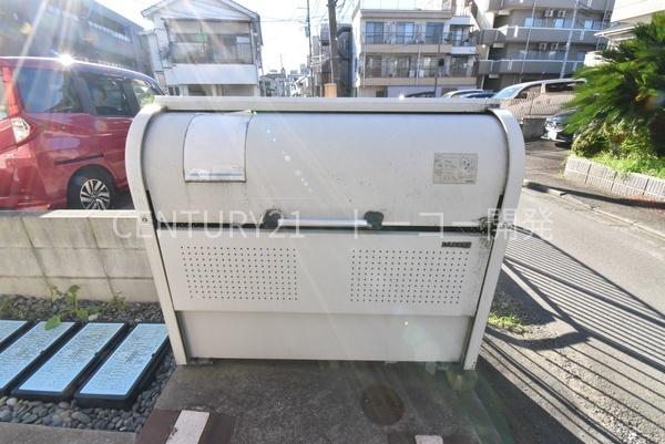 川崎市中原区中丸子のアパート