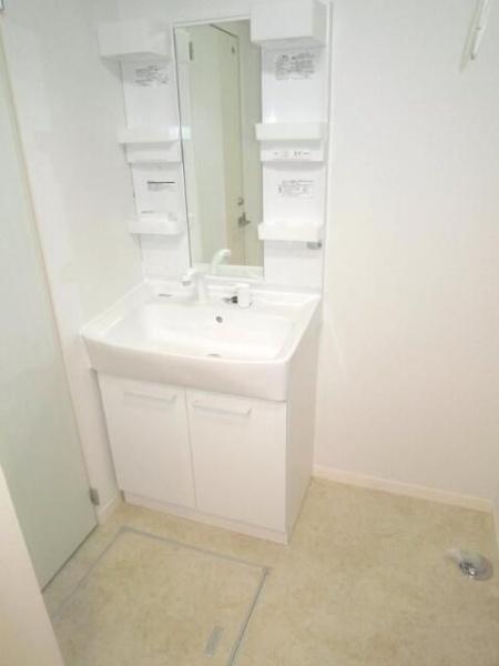 川崎市高津区二子２丁目のアパート