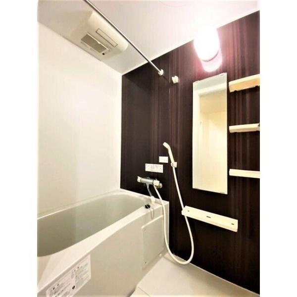 川崎市中原区西加瀬のアパート