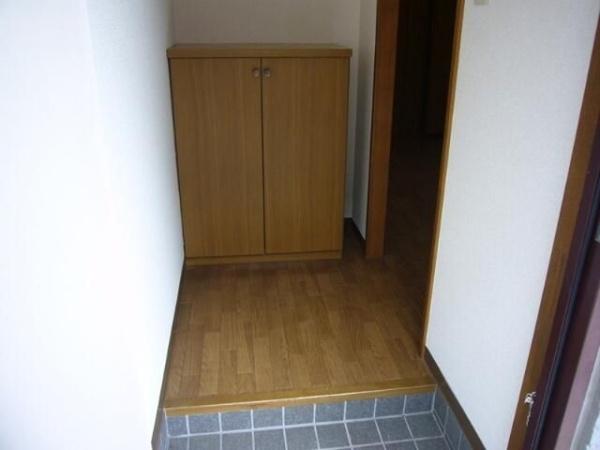 横浜市港北区綱島西６丁目のマンション