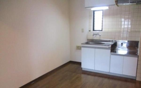 横浜市港北区綱島西６丁目のマンション