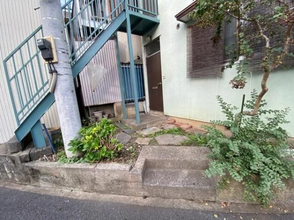 川崎市中原区上丸子山王町１丁目のアパート