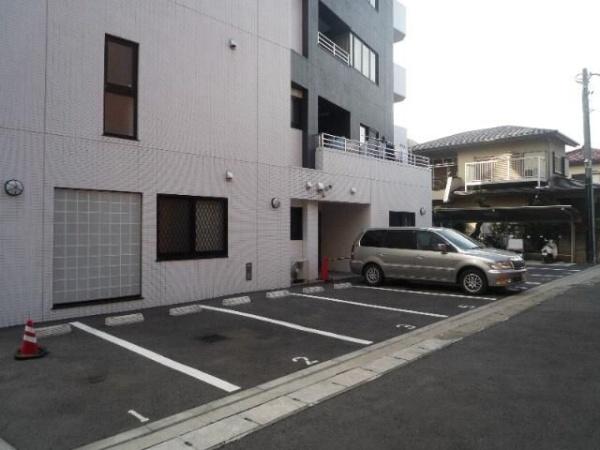 川崎市高津区溝口３丁目のマンション