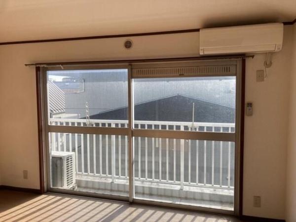 世田谷区岡本２丁目のマンション