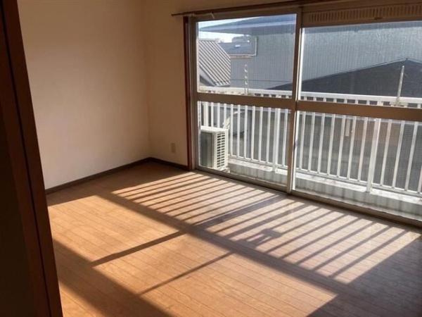 世田谷区岡本２丁目のマンション