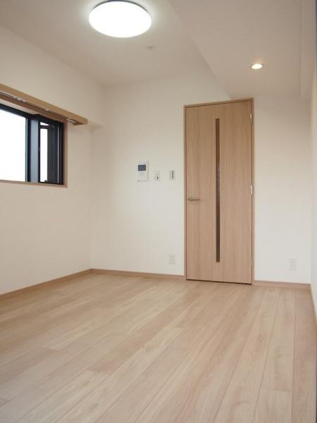 川崎市中原区新丸子町のマンション