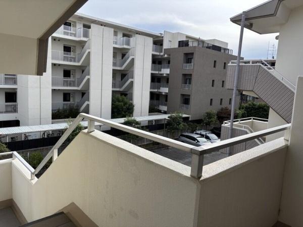 川崎市中原区下新城３丁目のマンション