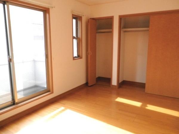 川崎市高津区末長４丁目のアパート