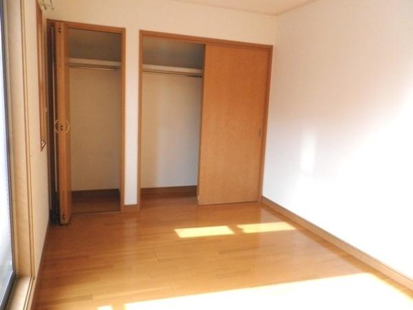 川崎市高津区末長４丁目のアパート