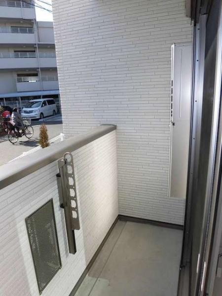 川崎市高津区新作３丁目のアパート