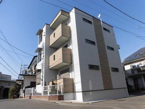 川崎市高津区新作3丁目のアパート