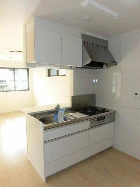 川崎市高津区新作３丁目のアパート