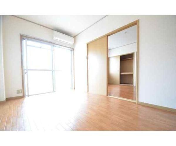 川崎市中原区上小田中６丁目のマンション