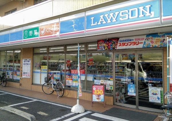 川崎市幸区戸手本町２丁目のアパート(ローソン川崎塚越2丁目店)