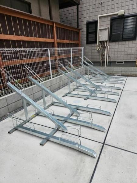 横浜市港北区綱島東４丁目のマンション