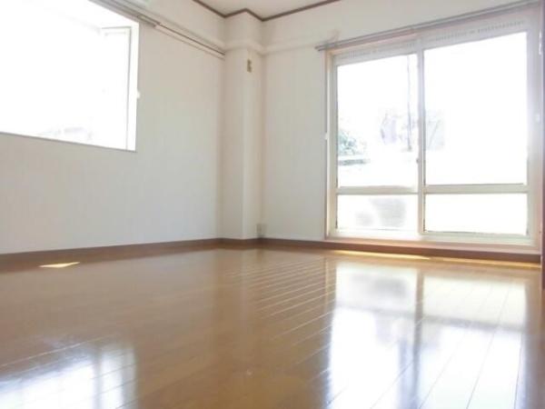 川崎市多摩区宿河原６丁目のマンション