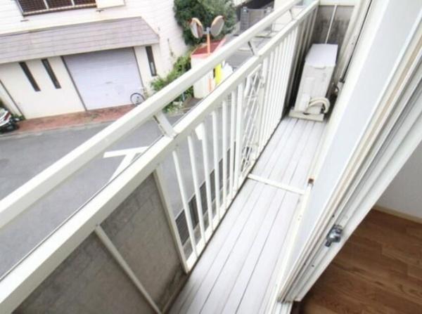 川崎市中原区上小田中２丁目のアパート