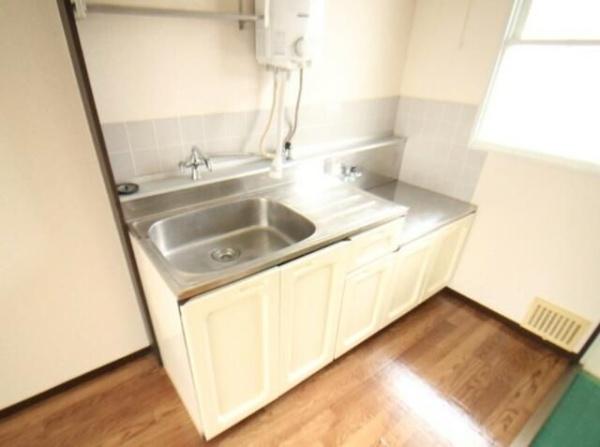 川崎市中原区上小田中２丁目のアパート