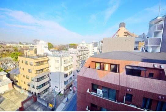 横浜市神奈川区青木町のマンション