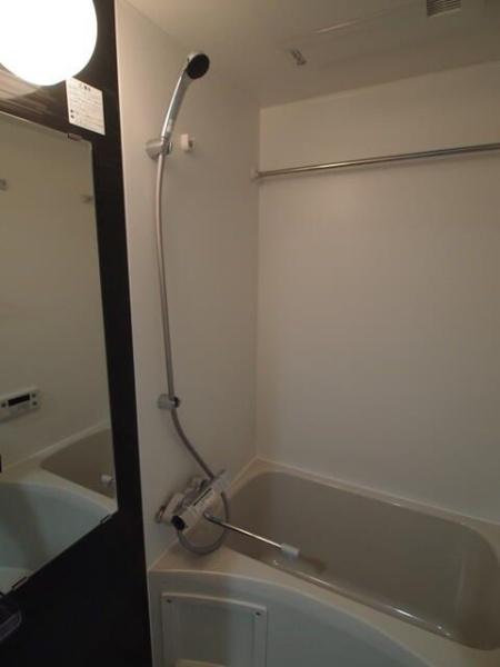 横浜市神奈川区青木町のマンション