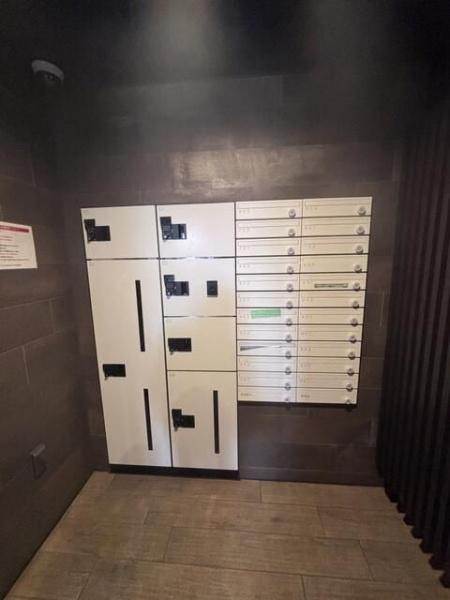 横浜市神奈川区栄町のマンション