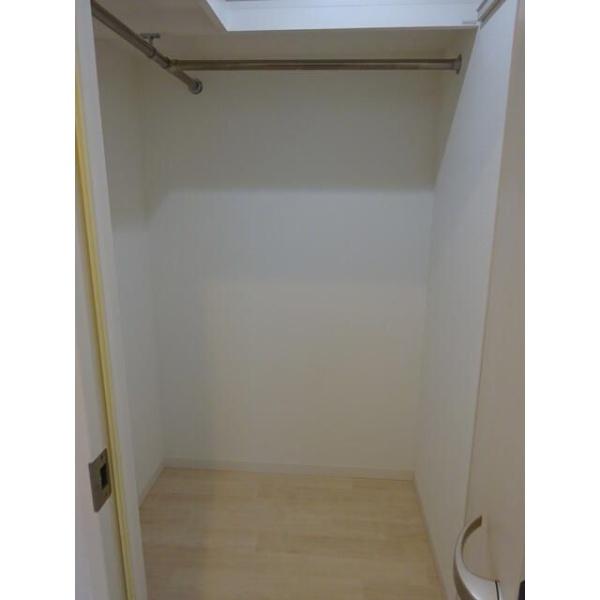 横浜市西区中央２丁目のマンション