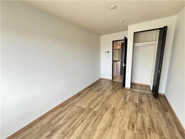 Ｐｒａｎｄｏｌｌ　ＮＯＧＥ