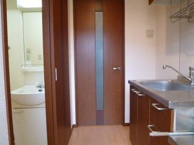 川崎市幸区鹿島田１丁目のアパート