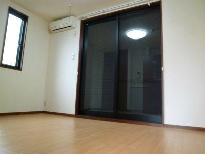 川崎市幸区鹿島田１丁目のアパート