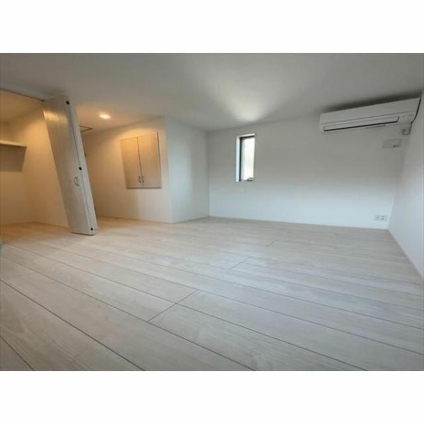 川崎市高津区諏訪２丁目の貸家