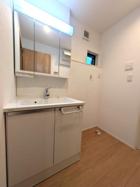 川崎市高津区諏訪２丁目の貸家