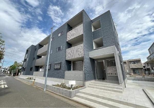 川崎市高津区久末のアパート