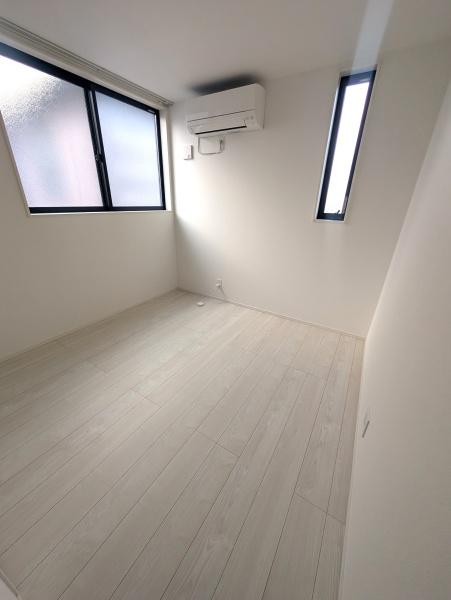 川崎市高津区溝口６丁目の貸家