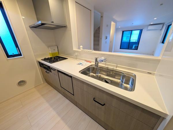 川崎市高津区溝口６丁目の貸家