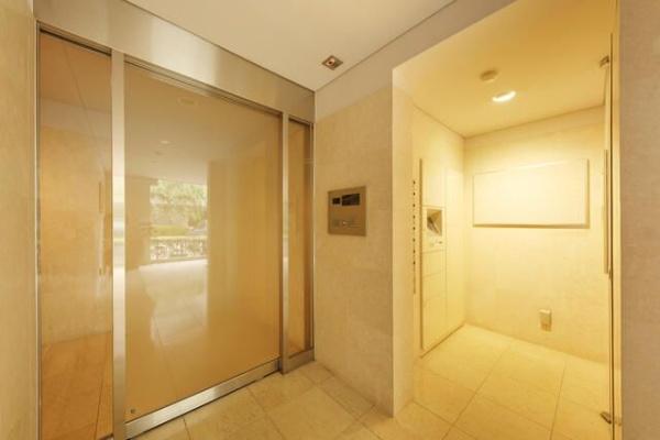 港区高輪４丁目のマンション