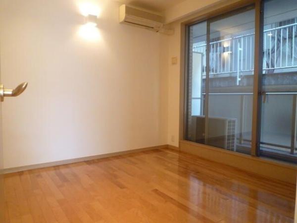 港区高輪４丁目のマンション