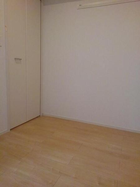 川崎市高津区久地４丁目のアパート