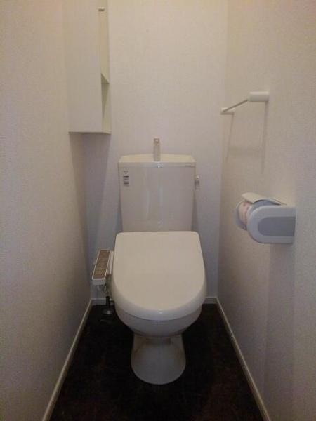 川崎市高津区久地４丁目のアパート