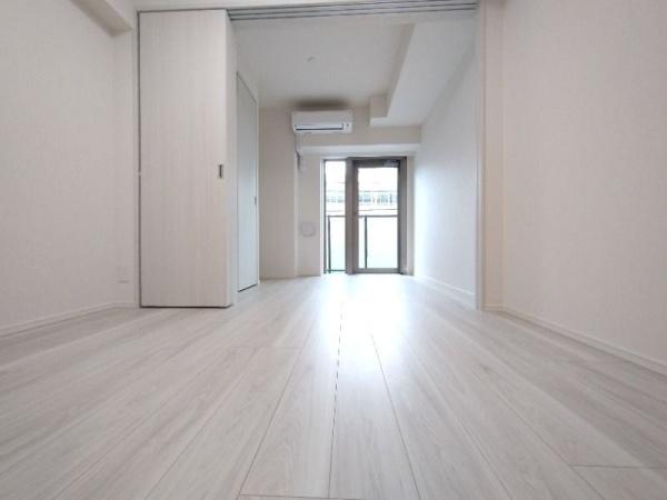 川崎市幸区中幸町３丁目のマンション