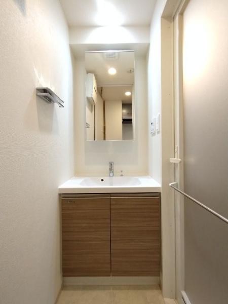 川崎市幸区中幸町３丁目のマンション