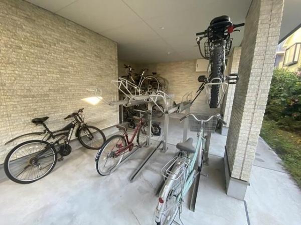 川崎市高津区下作延３丁目のアパート