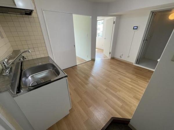 横浜市神奈川区泉町のマンション