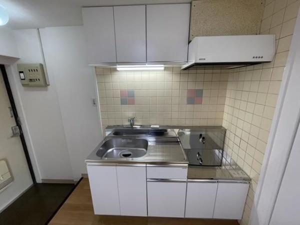 横浜市神奈川区泉町のマンション