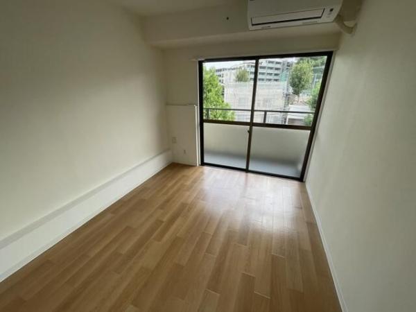 横浜市神奈川区泉町のマンション