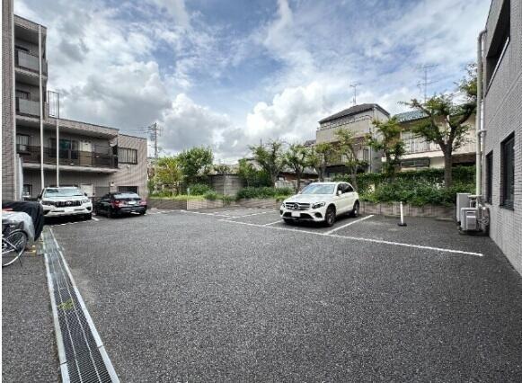 コスモリード学芸大