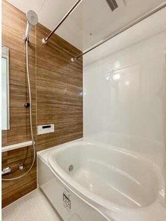 コスモリード学芸大