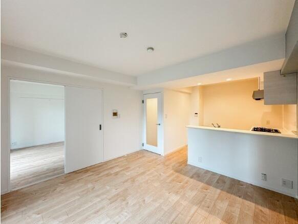 コスモリード学芸大