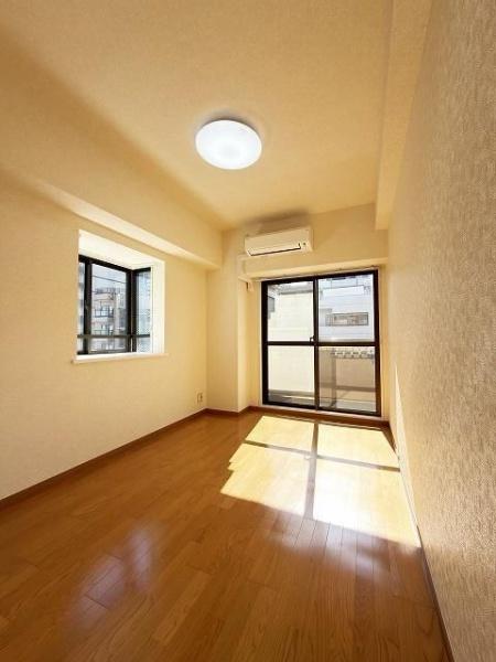 川崎市幸区中幸町４丁目のマンション