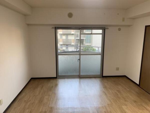 アヴァンティ２１